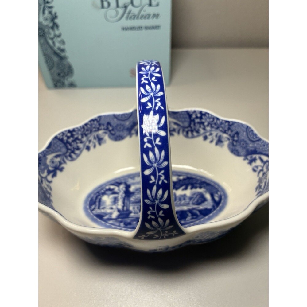 Spode Blue & White Italian Decorative Basket - 6" handled  NIB